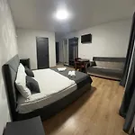 Hotel Vlad & 3*