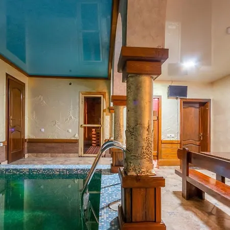 Vlad & 3* بوكوفِل