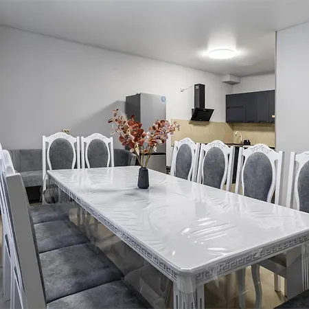 Hotel Vlad & 3*